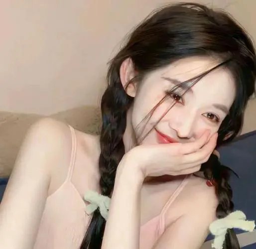 不认识的女友